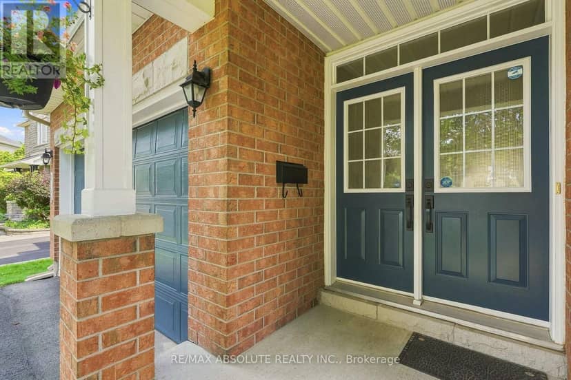 2158 Valenceville Crescent — photo 3 of 40