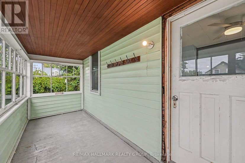 617 Roy Street W, Laurentian Valley, photo 4