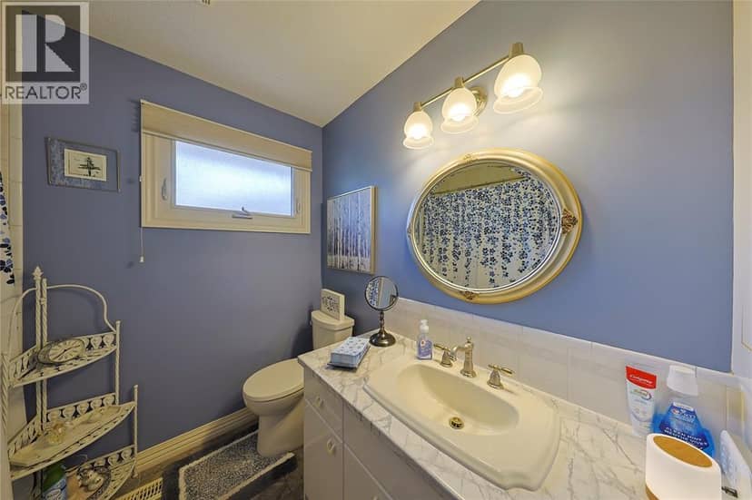 1208 Colborne ROAD — photo 19 of 40