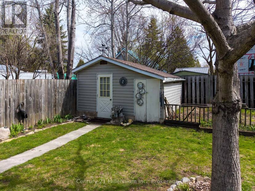 67 East Street E — photo 17 of 30