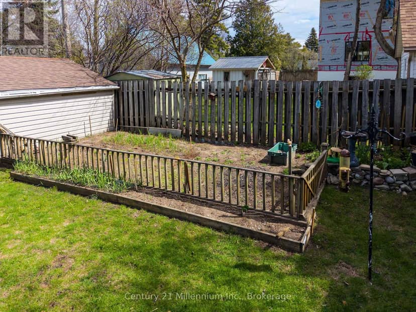 67 East Street E — photo 18 of 30