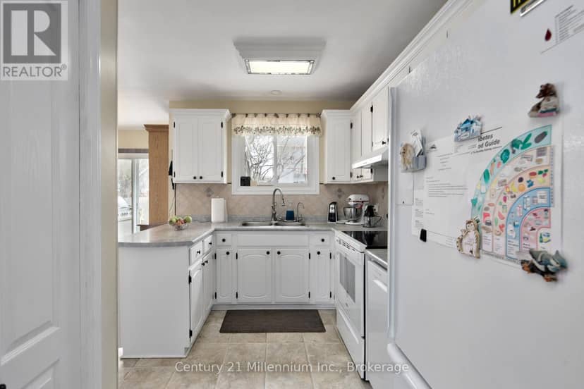 67 East Street E — photo 9 of 30