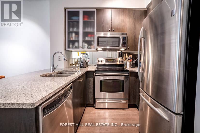 103 - 21 Scollard Street — photo 7 of 21
