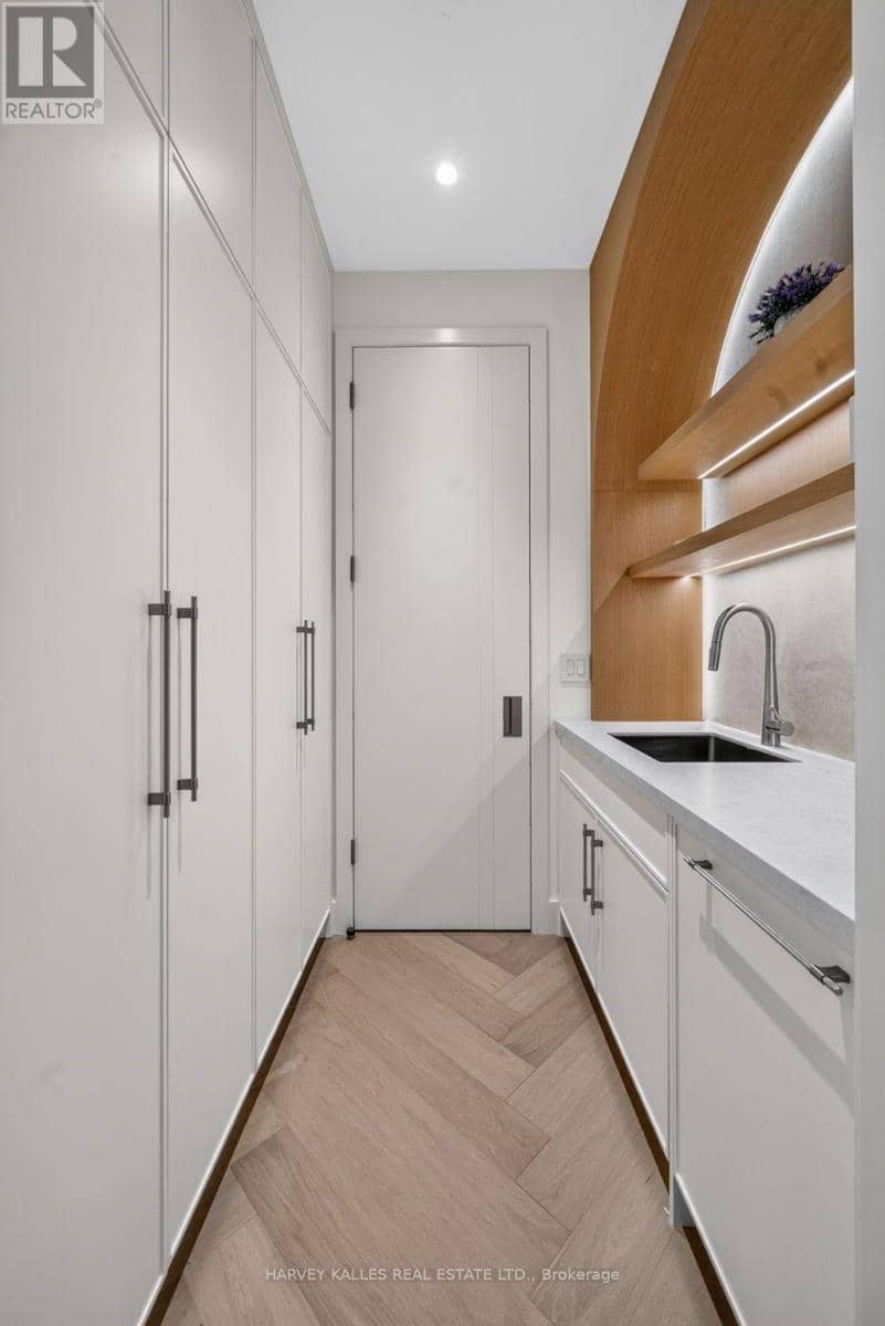 451 Cranbrooke Avenue — photo 10 of 28