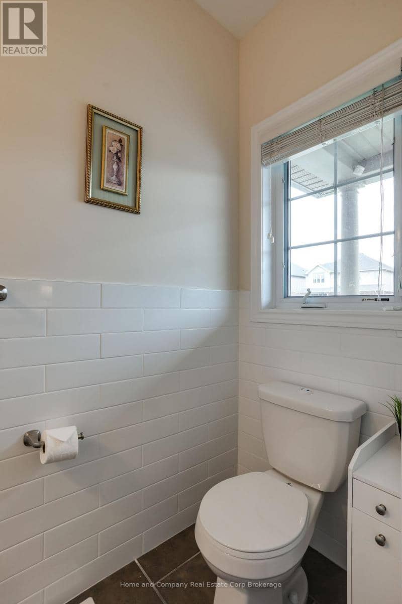 37 Thomas Street, Stratford, photo 7