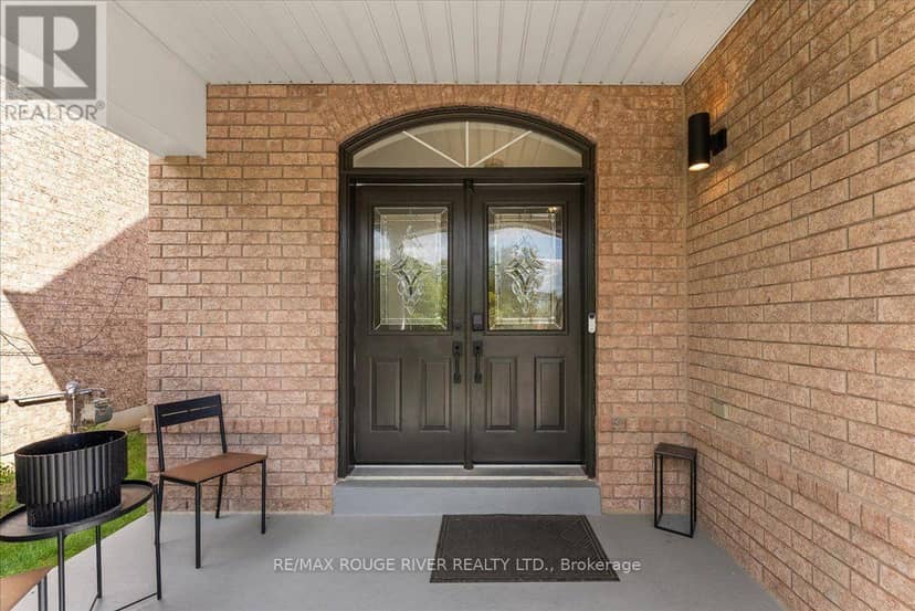 49 Sonley Drive, Whitby, photo 3
