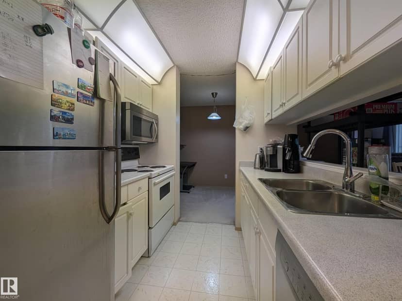 #310 17467 98A AV NW, Edmonton, photo 5