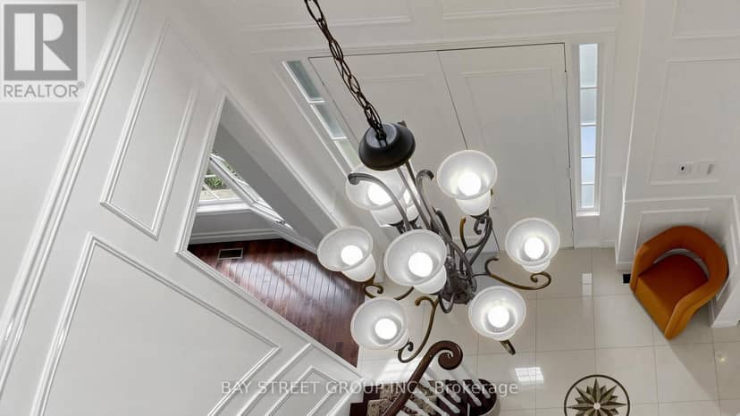 26 Kew Gardens — photo 17 of 40