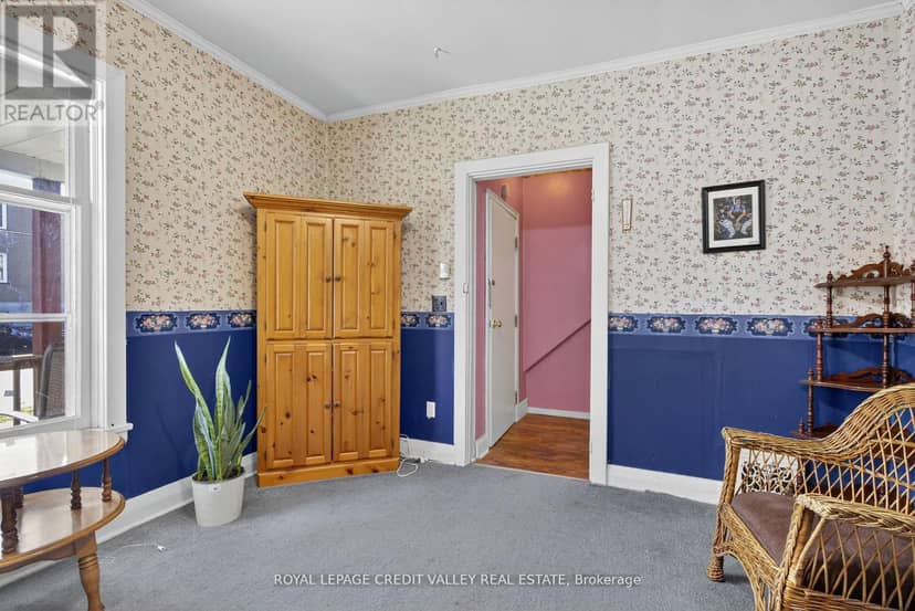 34 Joseph Street — photo 12 of 40