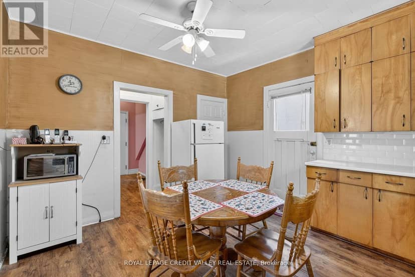 34 Joseph Street — photo 16 of 40