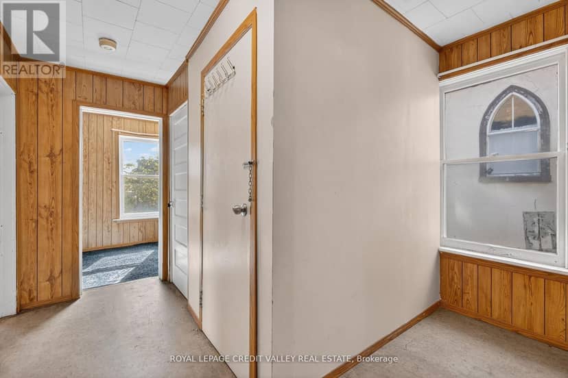 34 Joseph Street — photo 22 of 40