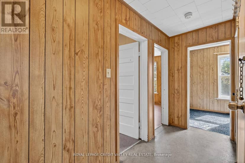 34 Joseph Street — photo 23 of 40