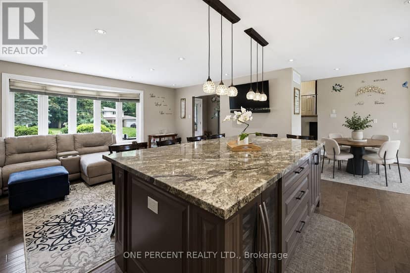 25 Hilltop Drive — photo 12 of 40