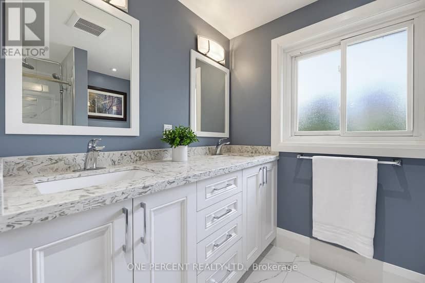 25 Hilltop Drive — photo 17 of 40