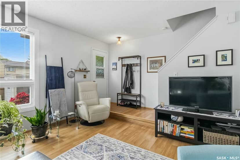 30 1128 McKercher DRIVE — photo 11 of 29