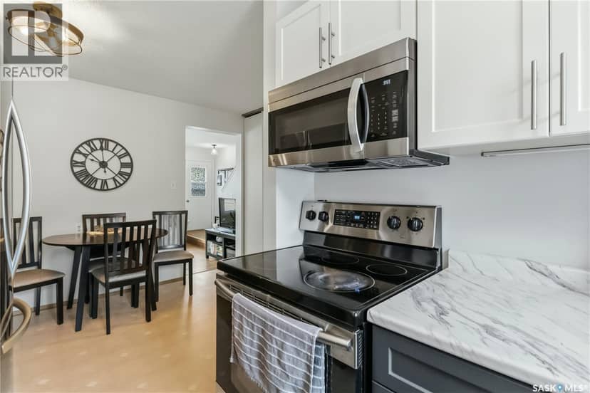 30 1128 McKercher DRIVE, Saskatoon, photo 7