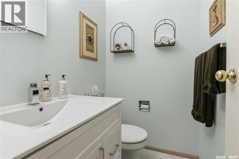 30 1128 McKercher DRIVE — photo 9 of 29