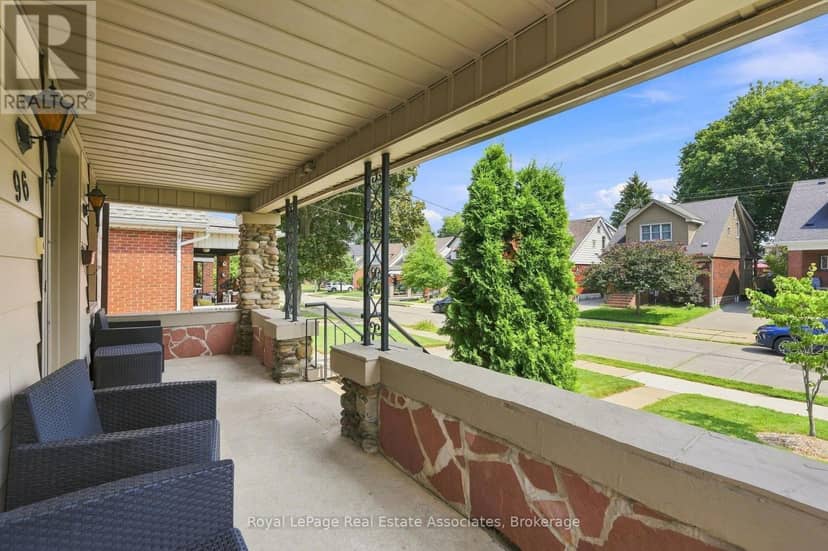96 Huxley Avenue S — photo 8 of 40