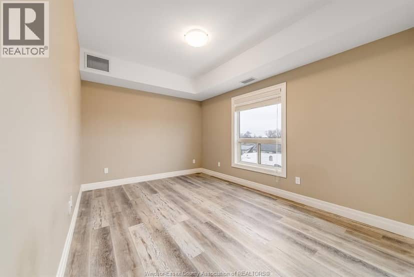 955 OUELLETTE AVENUE Unit# 405 — photo 16 of 29