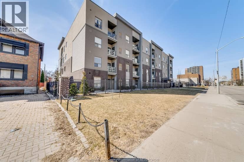 955 OUELLETTE AVENUE Unit# 405 — photo 4 of 29