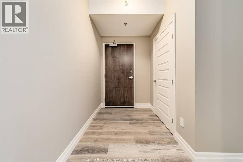 955 OUELLETTE AVENUE Unit# 405 — photo 5 of 29