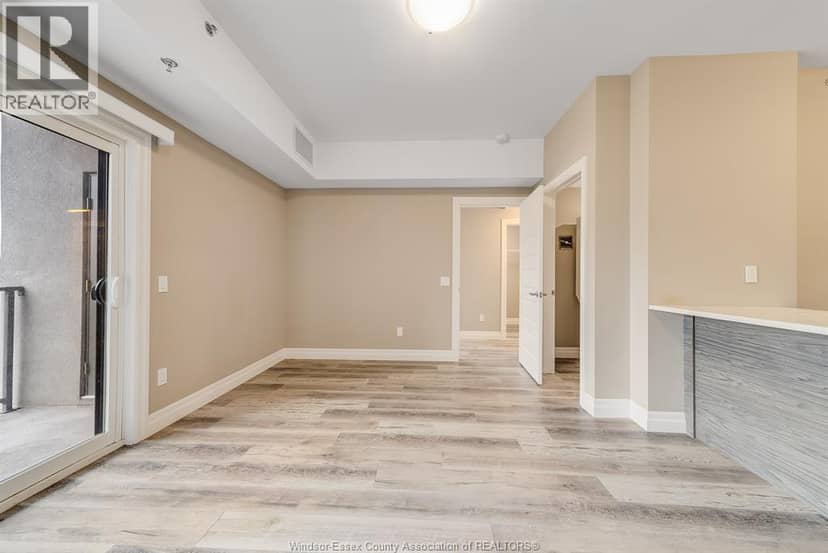 955 OUELLETTE AVENUE Unit# 405 — photo 7 of 29