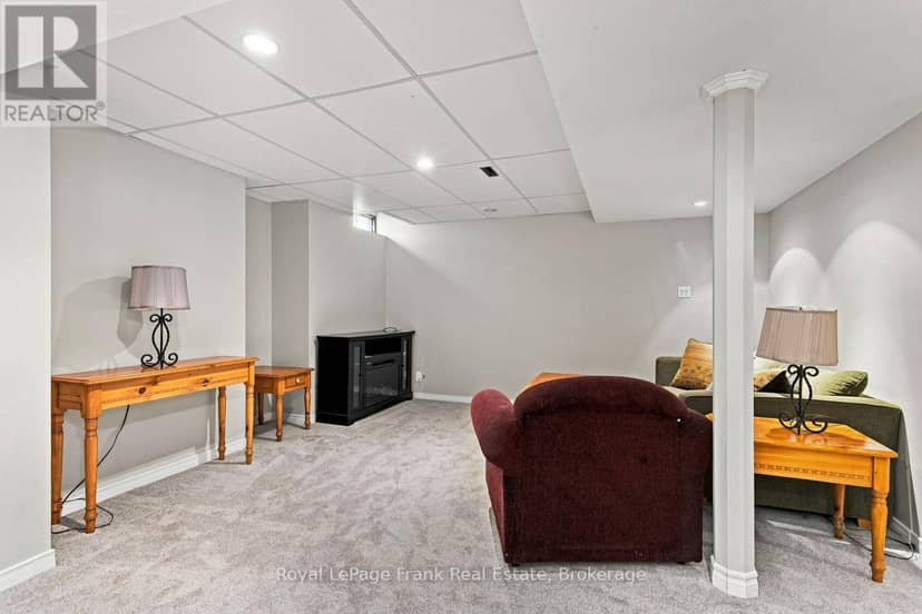 39 McIvor Street — photo 33 of 40