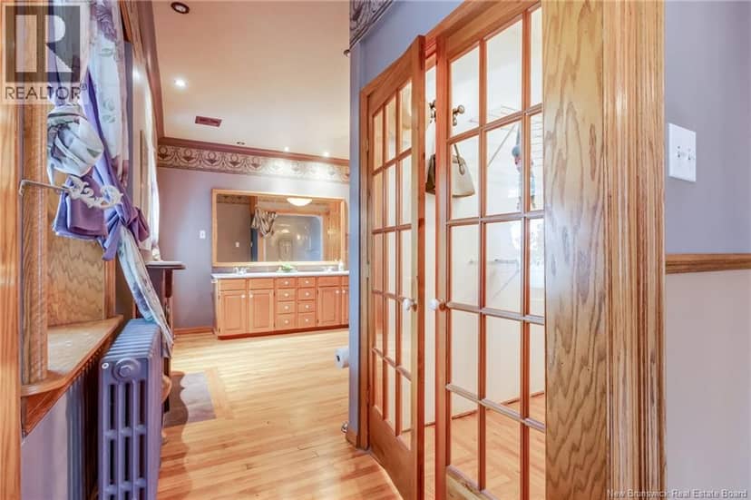 290 Crown Street — photo 22 of 40