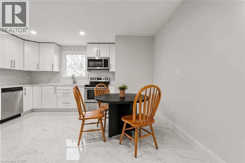 557 LAKE Street — photo 7 of 30