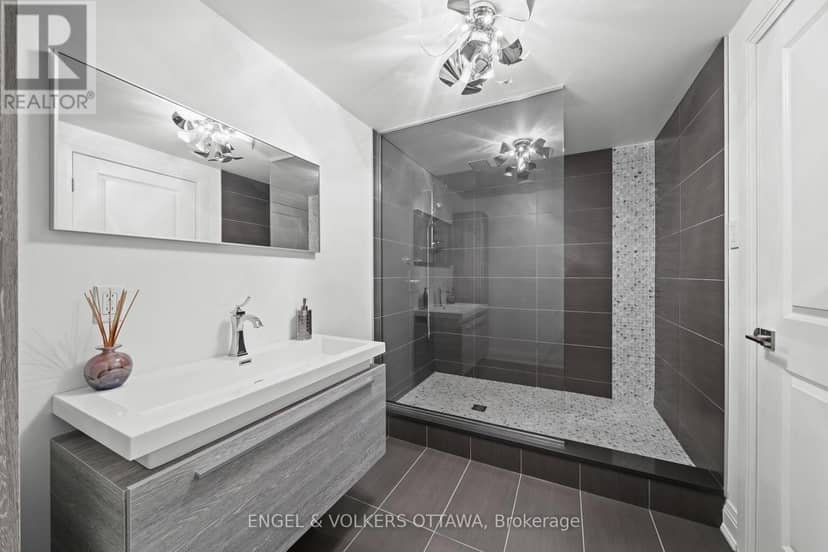 1457 Waters Edge Way — photo 34 of 40