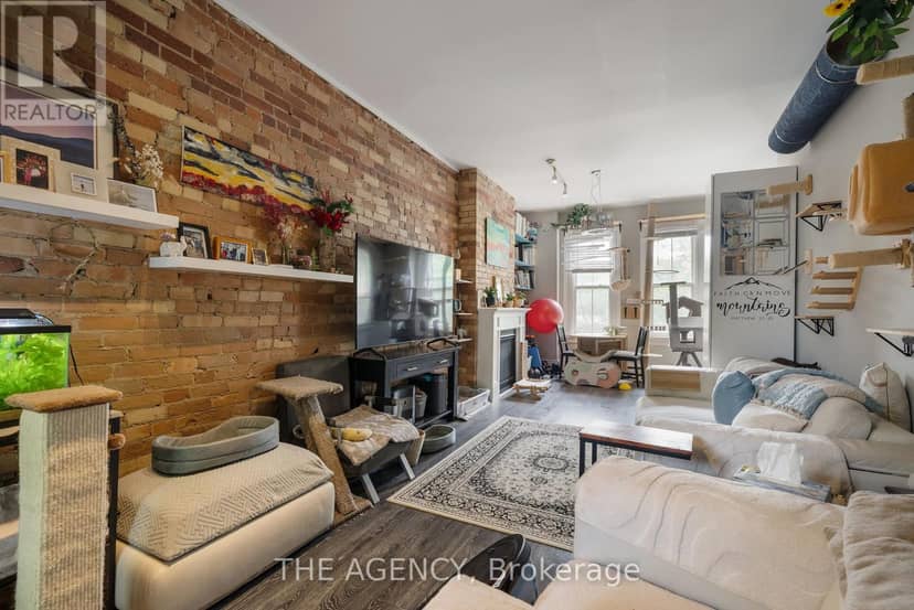 31 Rose Avenue — photo 18 of 39