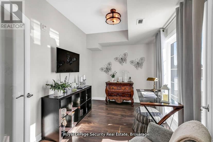 217 - 54 Koda Street — photo 13 of 28