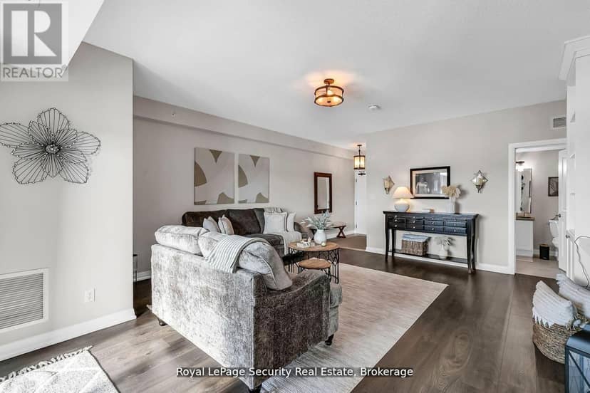 217 - 54 Koda Street, Barrie, photo 6