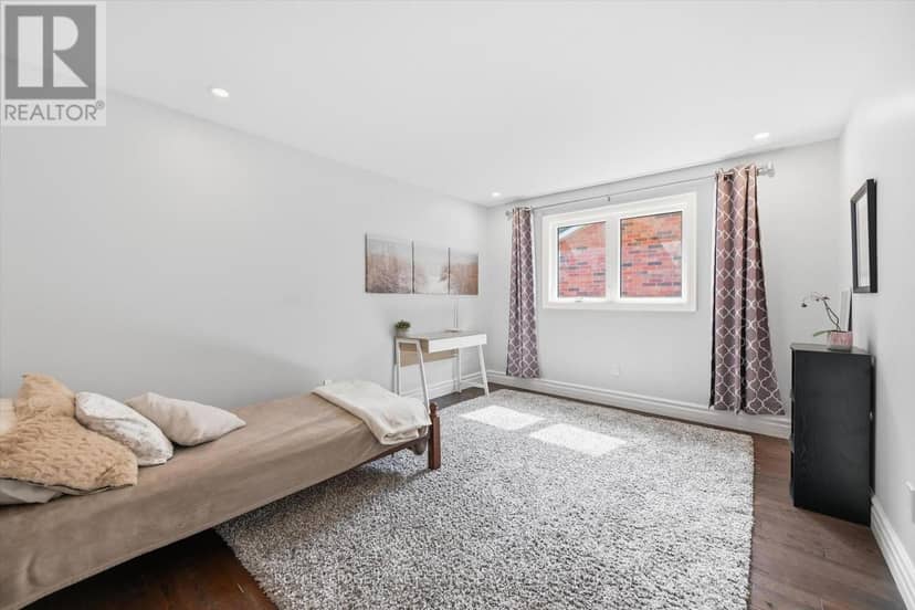 1170 Giles Gate — photo 35 of 40