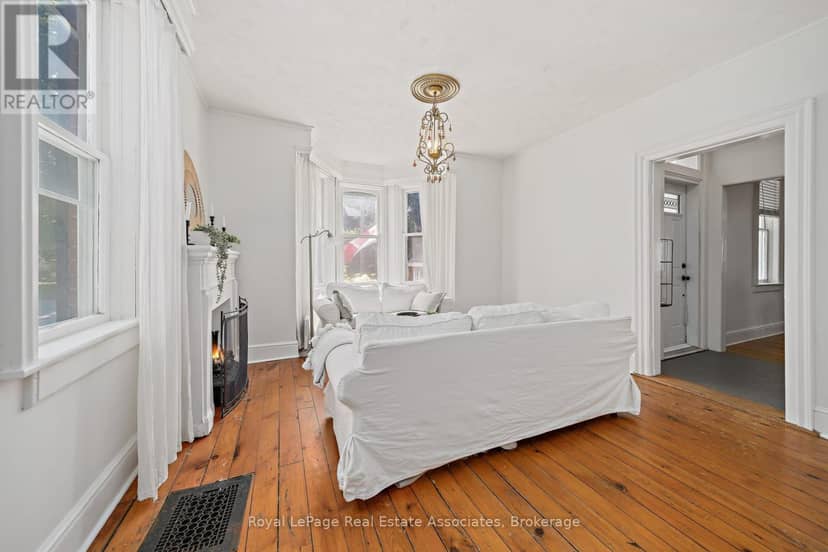 231 Arthur Street — photo 8 of 40