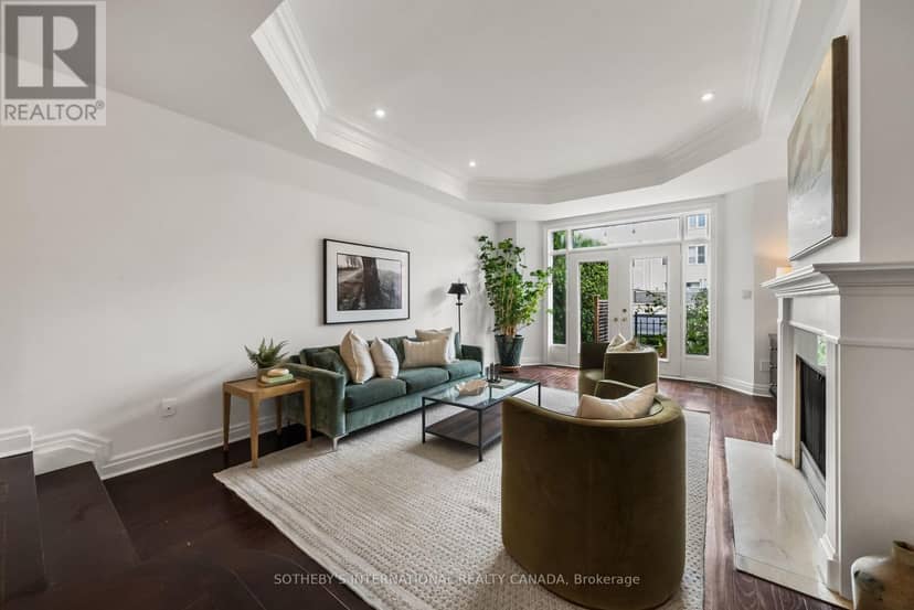213 Walmer Road — photo 10 of 40