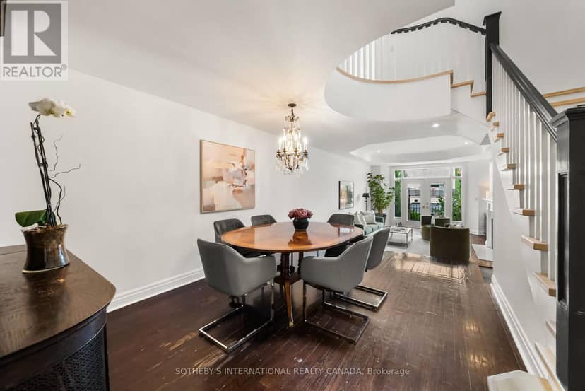 213 Walmer Road — photo 5 of 40