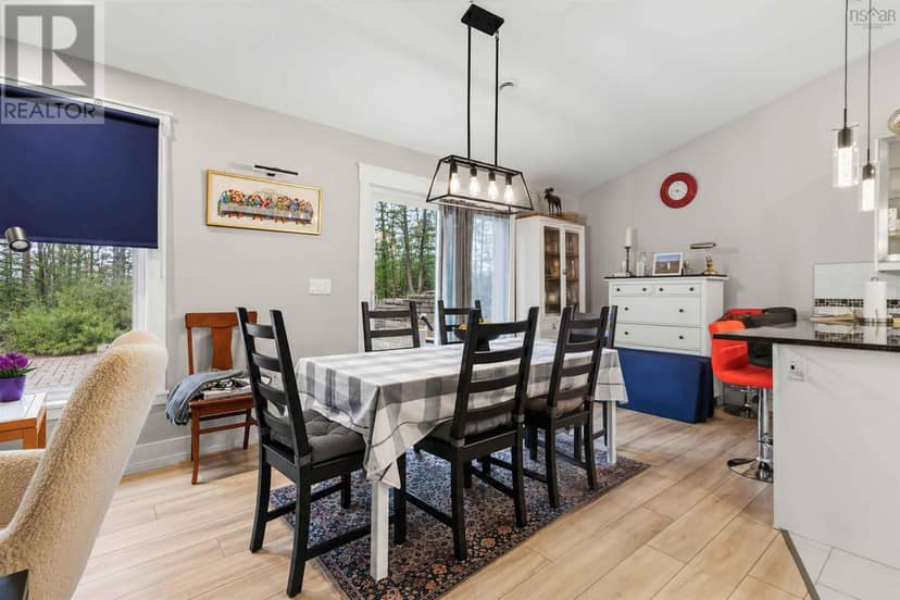 71 Acorn Drive — photo 19 of 40