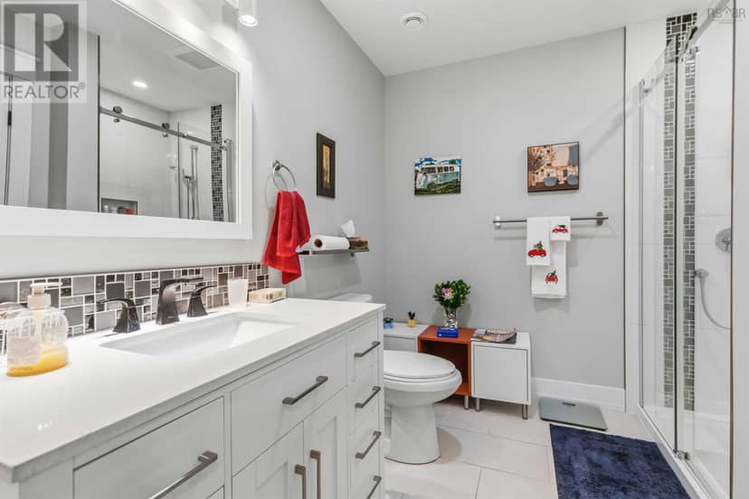 71 Acorn Drive — photo 32 of 40