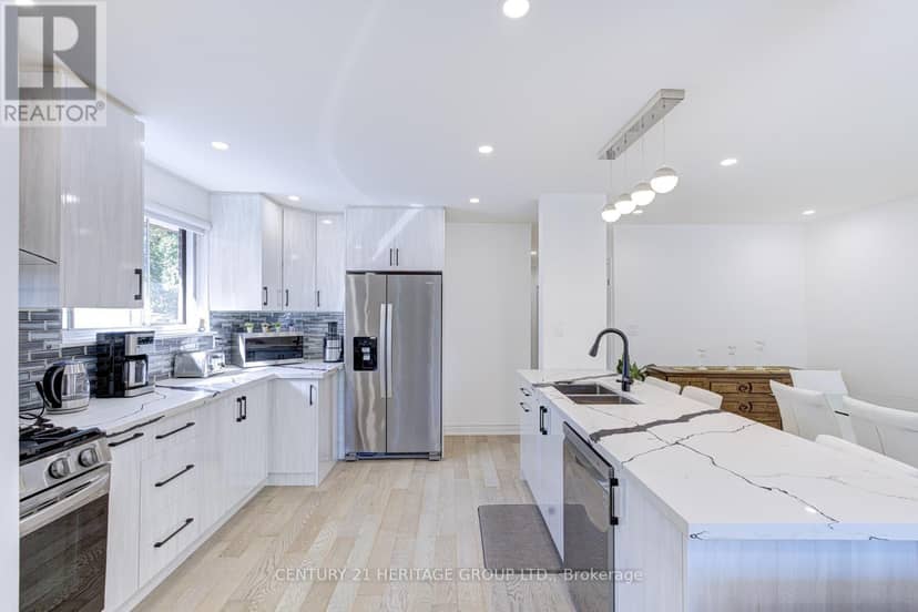 117 Marbury Crescent — photo 18 of 40