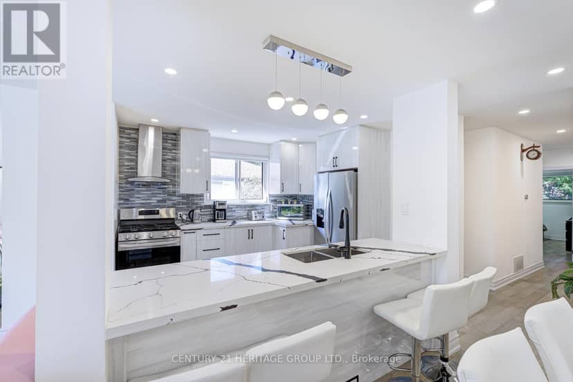 117 Marbury Crescent — photo 17 of 40