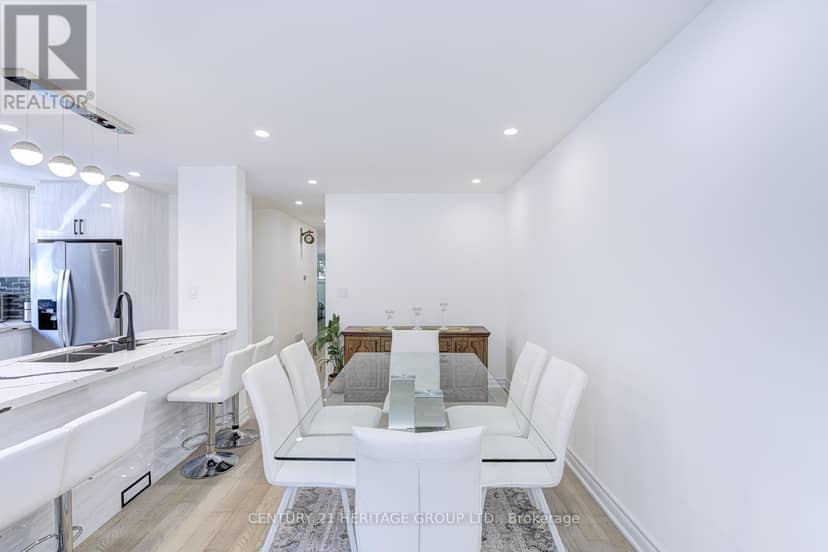 117 Marbury Crescent — photo 11 of 40