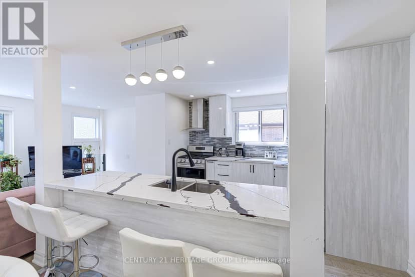 117 Marbury Crescent — photo 15 of 40