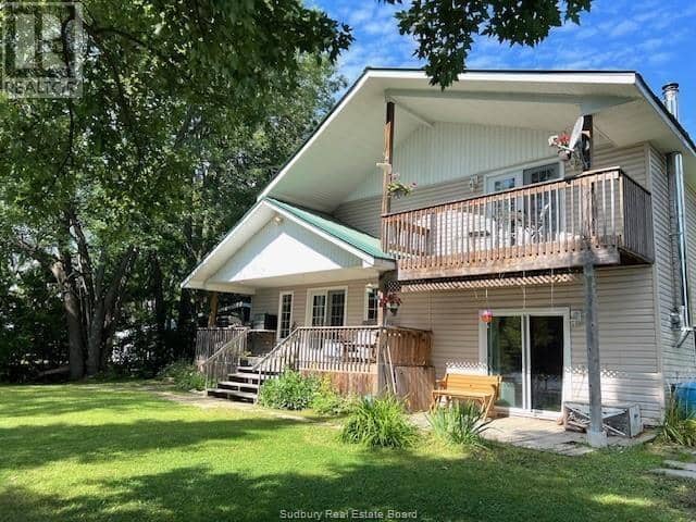 22B Champagne Avenue, St. Charles, photo 2
