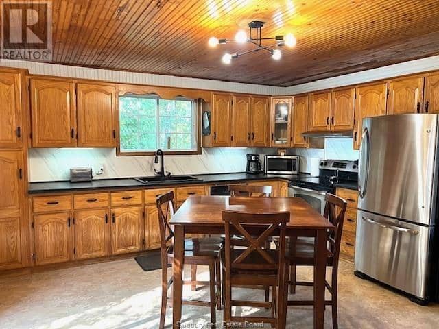 22B Champagne Avenue, St. Charles, photo 3
