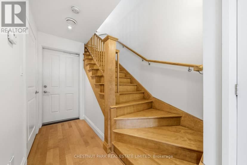 2 - 4 Bridge Street — photo 10 of 40