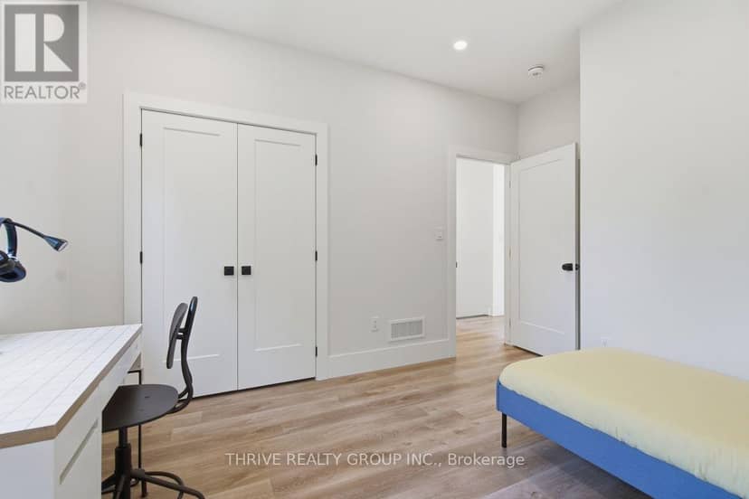 18 McNab Street — photo 30 of 40