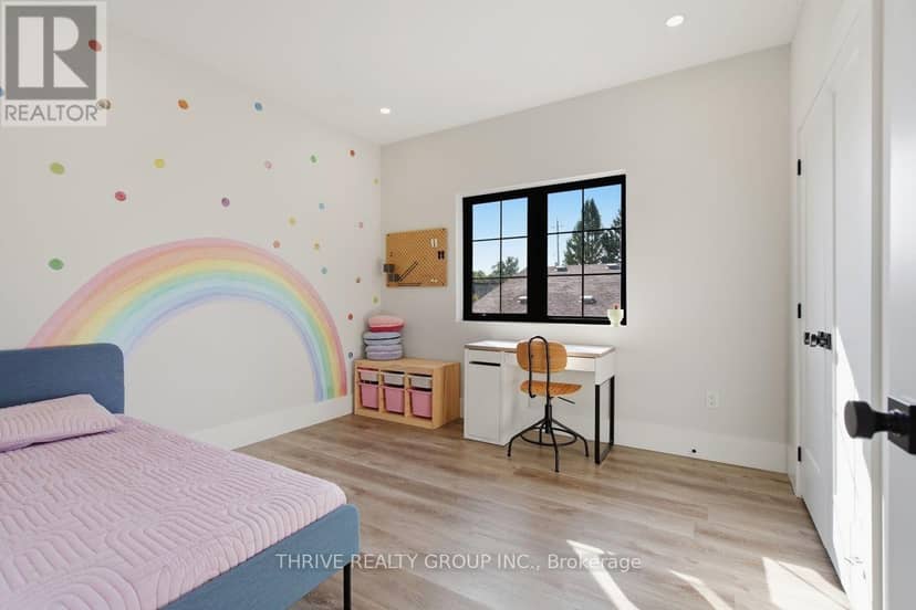 18 McNab Street — photo 31 of 40