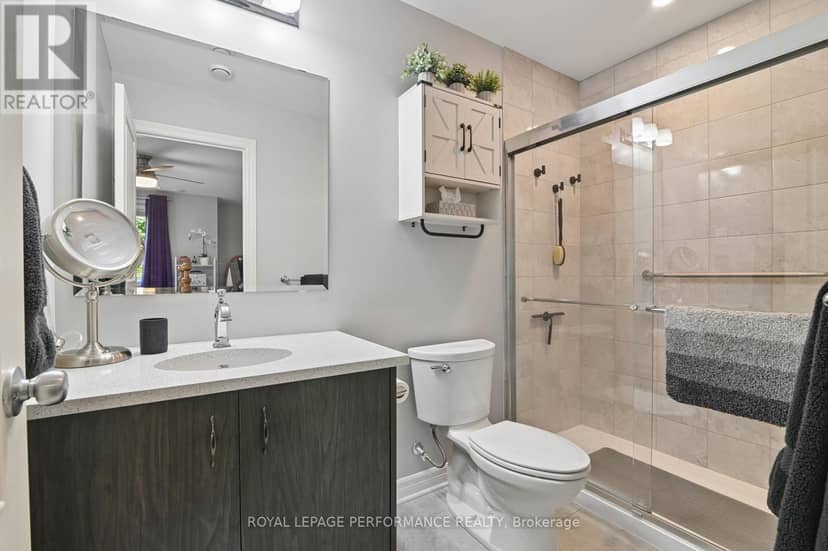 2 - 345 Tribeca Private — photo 23 of 35