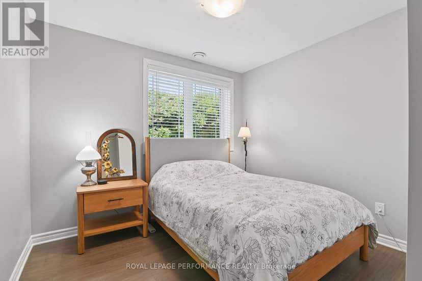 2 - 345 Tribeca Private — photo 26 of 35